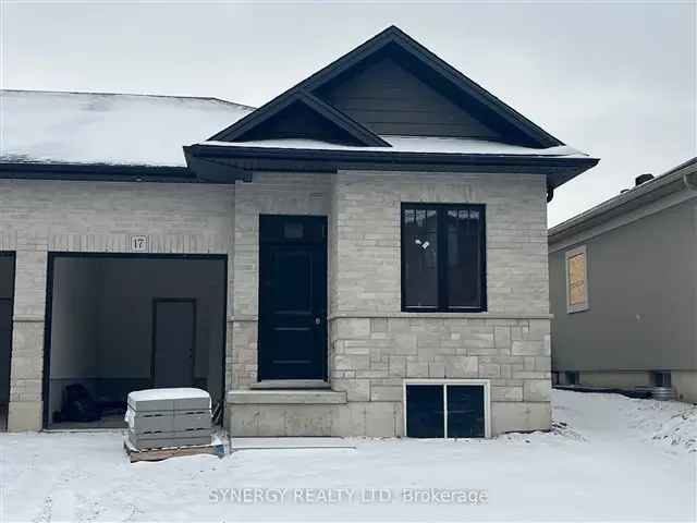 Townhouse For Sale in Tillsonburg, Ontario