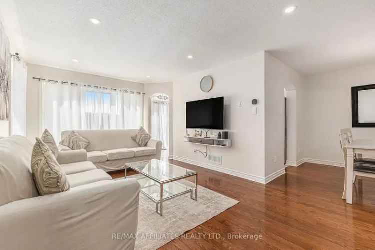 Avalon Townhome: Updated Minto Model with Finished Basement