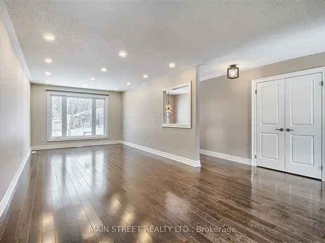 Stunning Renovated Bungalow in South Barrie