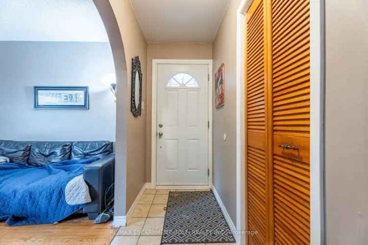 House For Sale in Belleville, Ontario