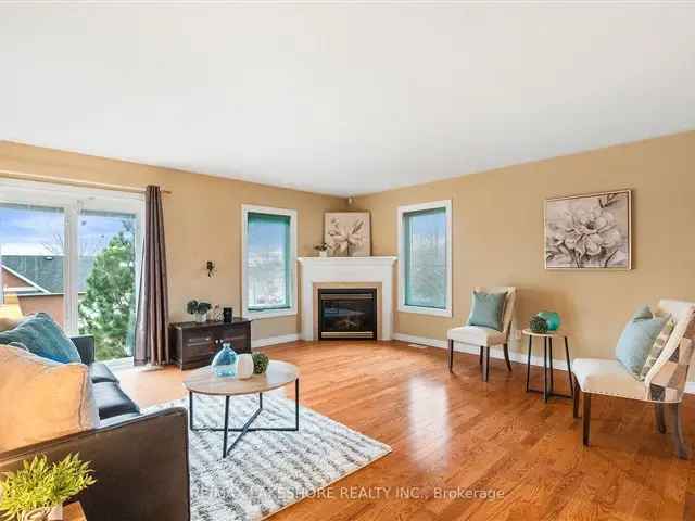 House For Sale in Cobourg, Ontario