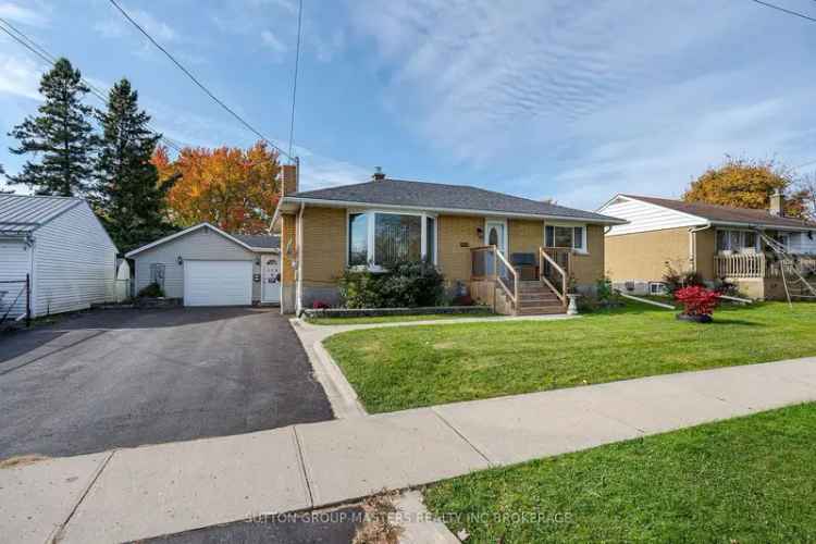 House For Sale in Kingston, Ontario