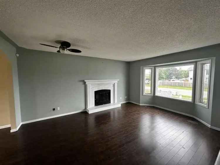 House For Rent in Fort McMurray, Alberta