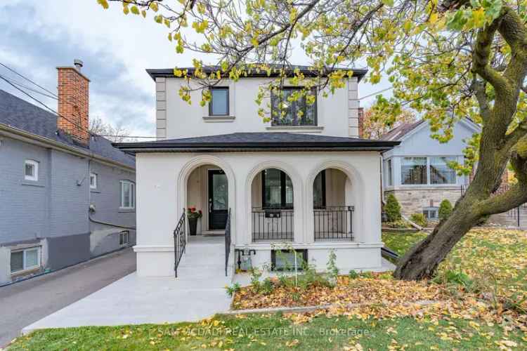 House For Sale in Toronto, Ontario