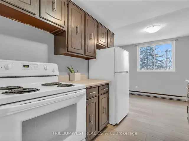 Charming 1-Bed Condo in Forest Hill Kitchener