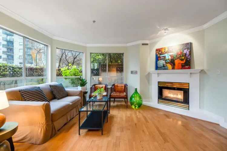 Condo For Sale in Vancouver, British Columbia