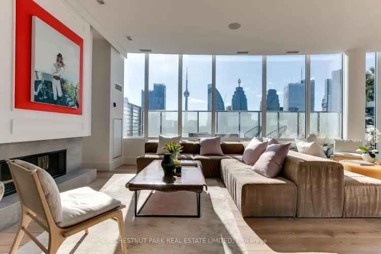 Luxury St Lawrence Market Penthouse Suite with Terrace and City Views