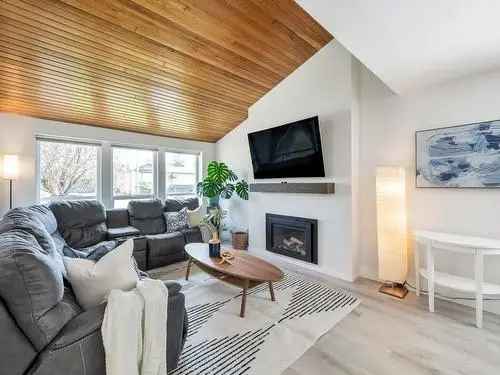3 Bed 3 Bath Family Home in Walnut Grove Langley BC