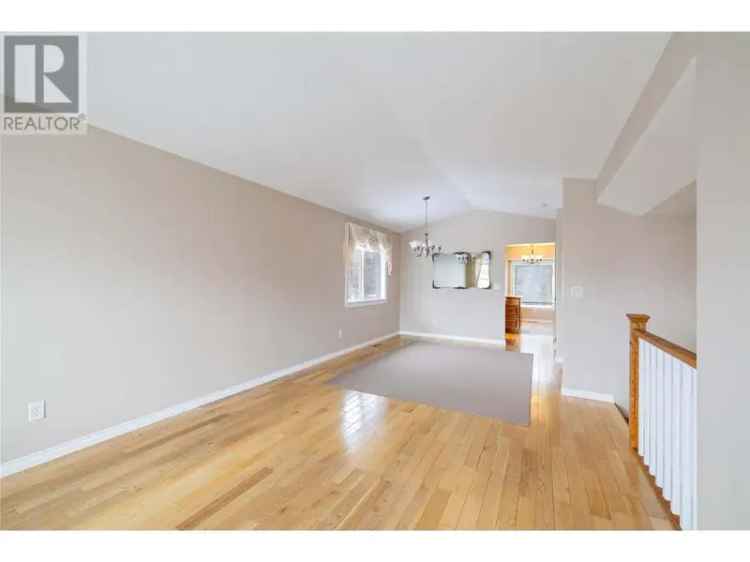 Spacious 2-Storey Home in Brocklehurst with Detached Shop