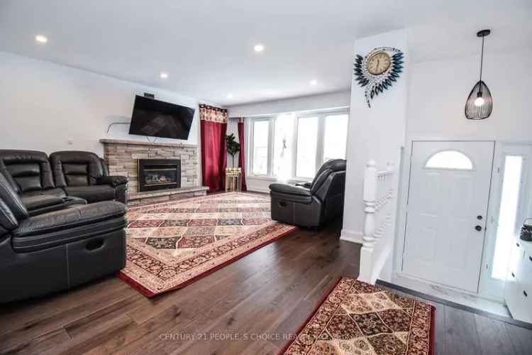 3 Bed 2.5 Bath Raised Bungalow with Finished Basement