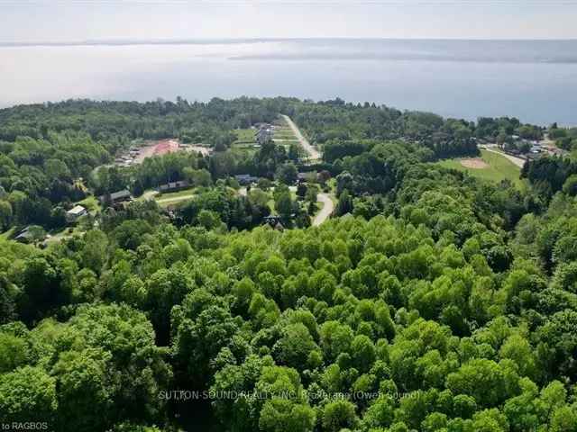 Georgian Bluffs Vacant Land Private Cul De Sac Dream Home