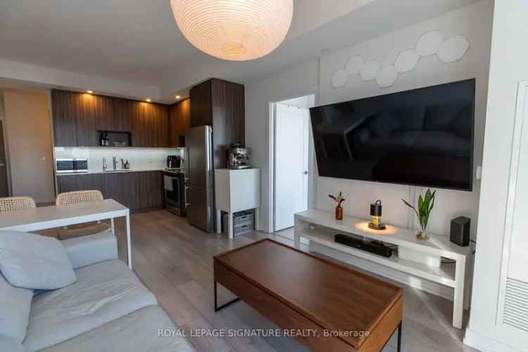 Condo For Rent in Toronto, Ontario