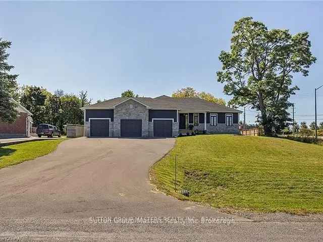 Custom Built Home Large Lot Triple Car Garage Gourmet Kitchen