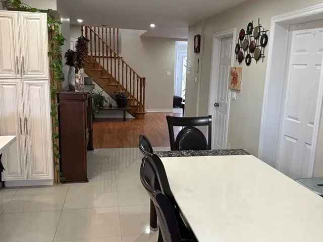 2+2 Bedroom Home Near Highways and TTC