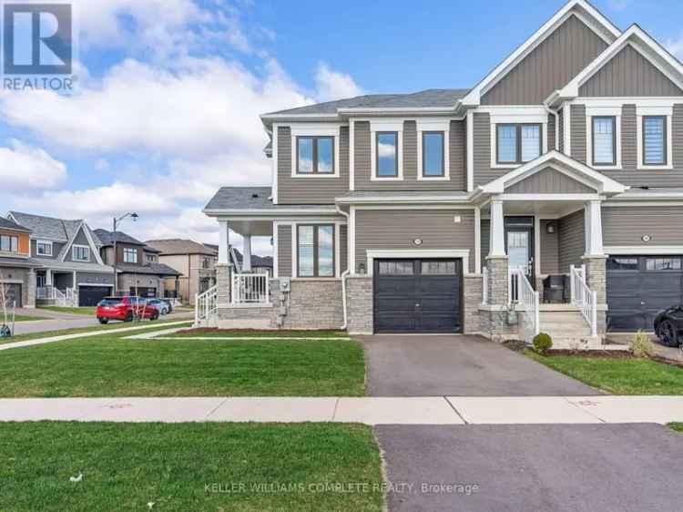 2022 Built Freehold Townhome Family Friendly Neighbourhood