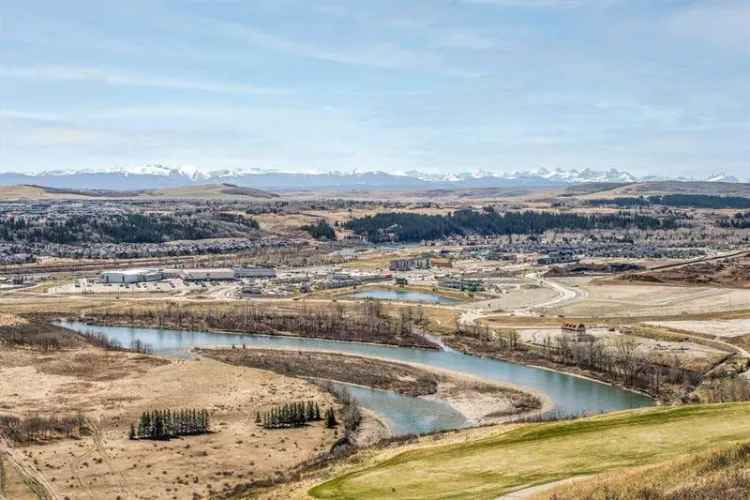 Gleneagles Walkout Bungalow with Rocky Mountain Views