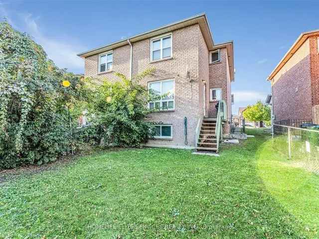 Fantastic 2-Door Semi-Detached Income Property in Scarborough