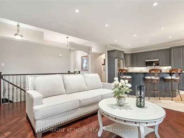 Luxury 5 Bedroom Ranch Bungalow in Wasaga Sands Estate