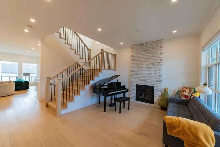 Grandview Surrey House for Sale 5 Beds 5 Baths