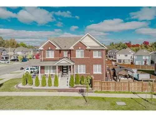 House For Sale In Briardean, Cambridge, Ontario