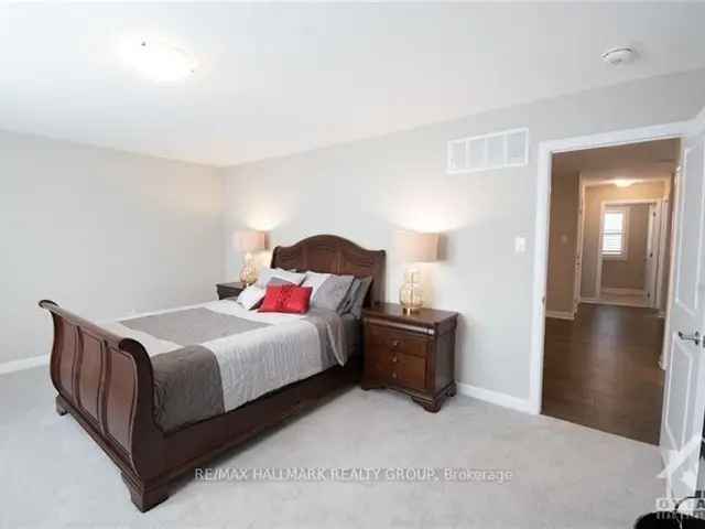 House For Sale in Ottawa, Ontario