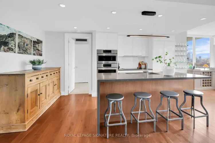 Luxury 2-Bedroom Condo in Toronto - Benvenuto