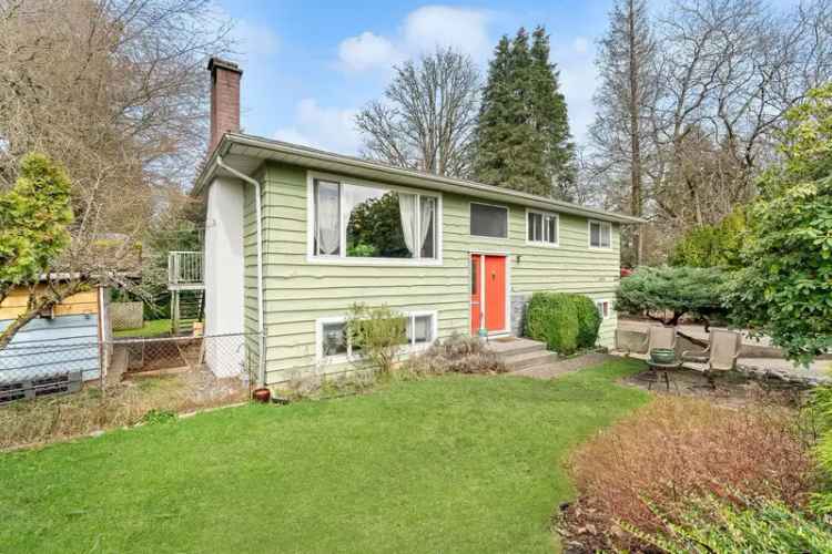 5 Bedroom Home with Legal Suite Near Transit and Schools