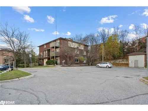 Updated 2-Storey Condo In Barrie For Sale