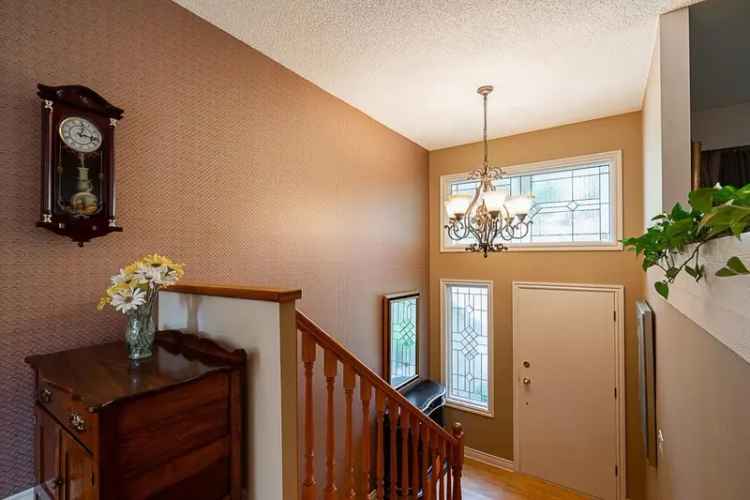 Blueridge NV House for Sale: 2800 sq ft Family Home