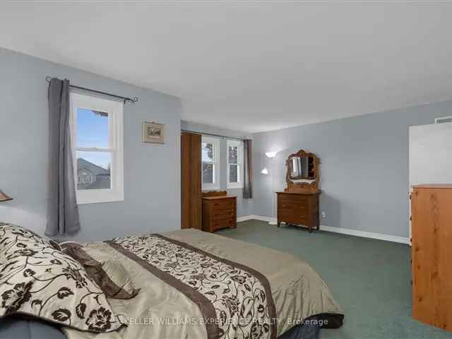 House For Sale in Barrie, Ontario