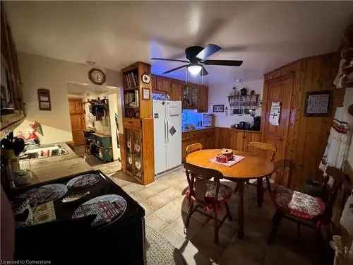 3-Bed 2-Bath Home in Cambridge - Family or Investor