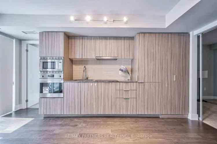 Luxury Executive Suite Downtown Toronto 2 Bed 2 Bath