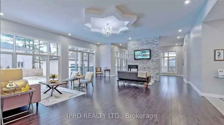 House For Sale in Toronto, Ontario