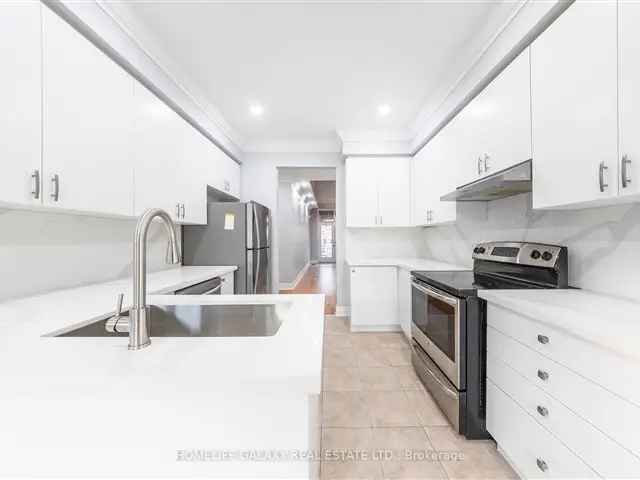 House For Sale in Whitchurch-Stouffville, Ontario