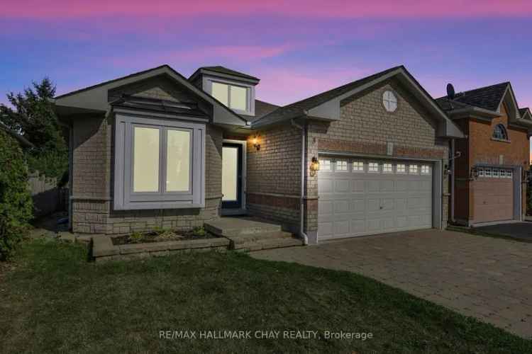 House For Sale in Barrie, Ontario