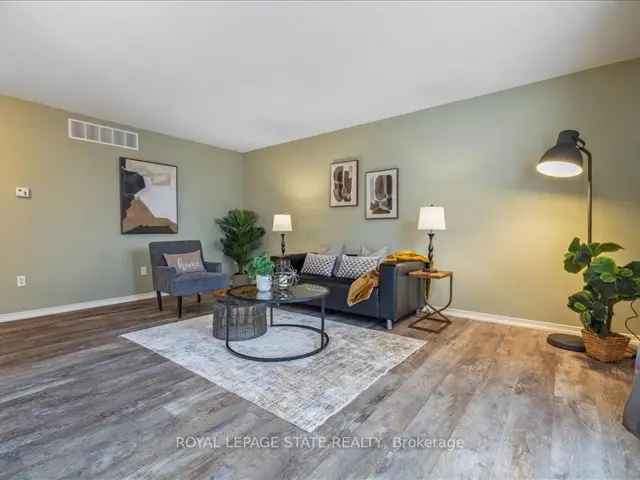 Fabulous End Unit Bungalow Townhome