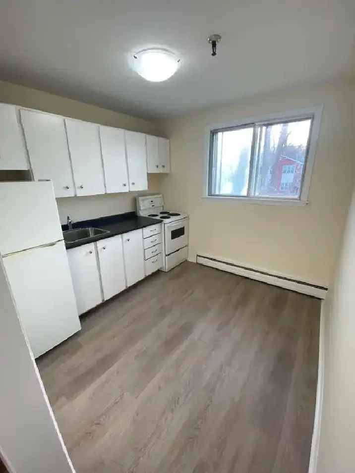 Central Fairview One Bedroom Apartment Feb 1st