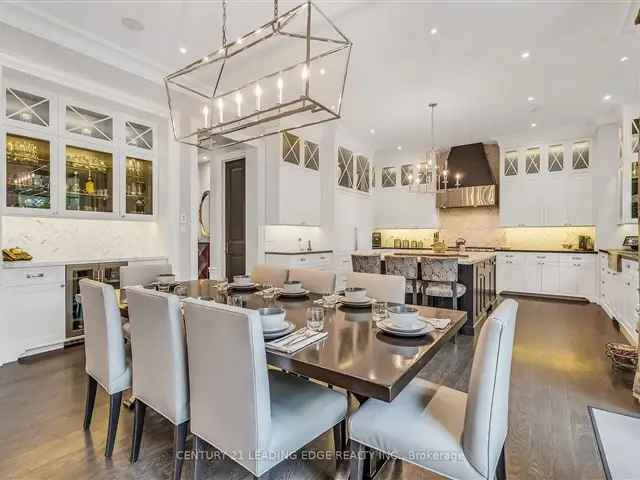 Kleinberg Mansion: 5 Ensuite Bedrooms, Resort-Style Backyard, 4 Car Garage