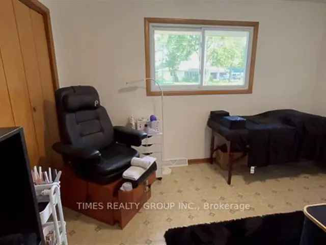 Farm For Sale in Kingsville, Ontario