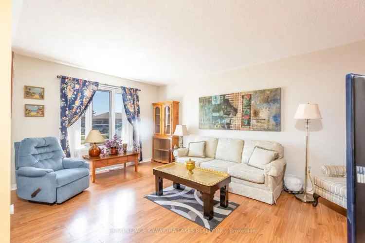 Charming Bungalow on Quiet Cul-de-sac - 2 1 Bedrooms, Finished Basement