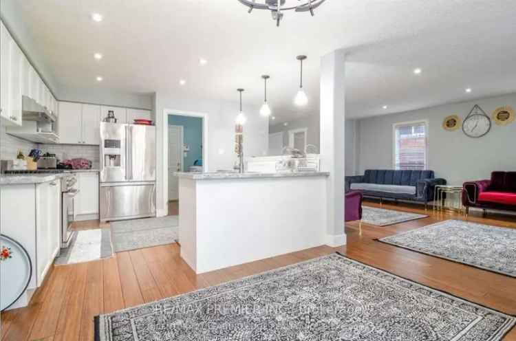 House For Sale in Barrie, Ontario