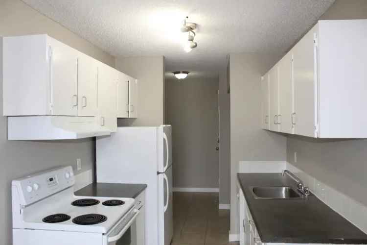 Apartment For Rent in 10128, 161 Street NW, Edmonton, Alberta