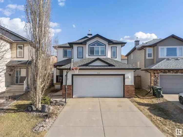 Foxboro 4-Bedroom Family Home - Updated & Move-In Ready