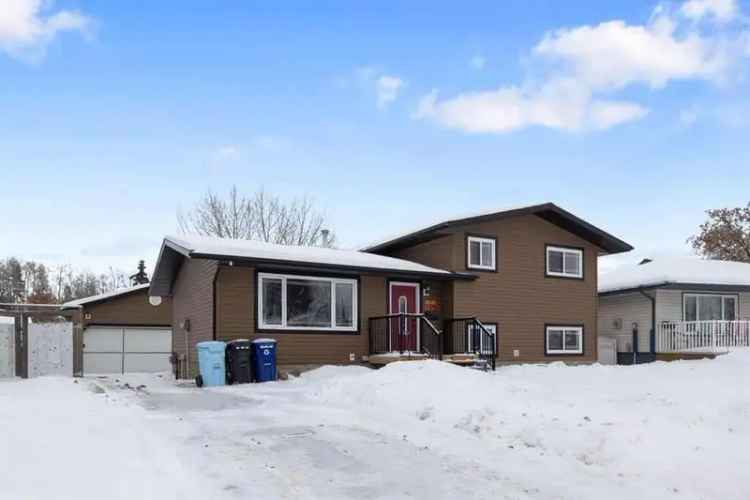  For Rent in 155, Highfield Street, Fort McMurray, Alberta