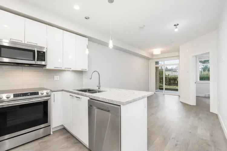 Condo For Sale in City of Langley, British Columbia