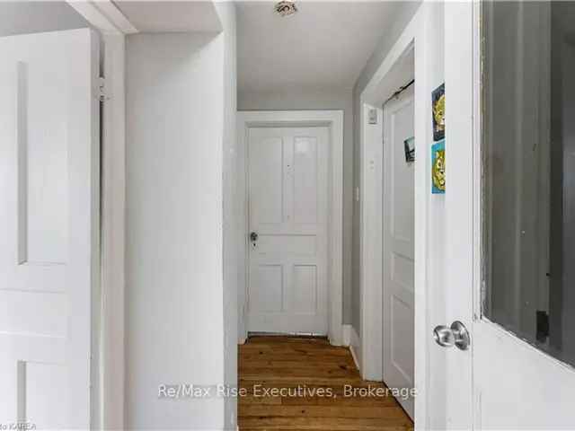 House For Sale in Kingston, Ontario