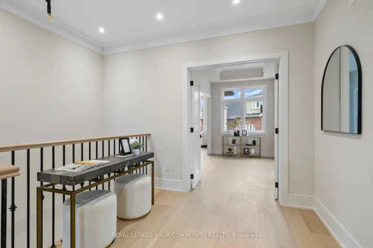 Luxury 4-Bed Home in Richmond Hill - Walkout Basement