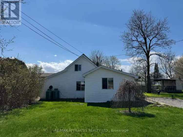 3 Bedroom Fixer-Upper on 0.3 Acre Lot with Pool and Sheds
