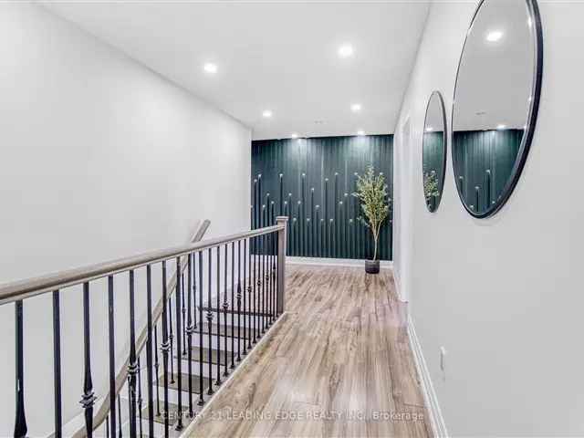 House For Sale in Markham, Ontario