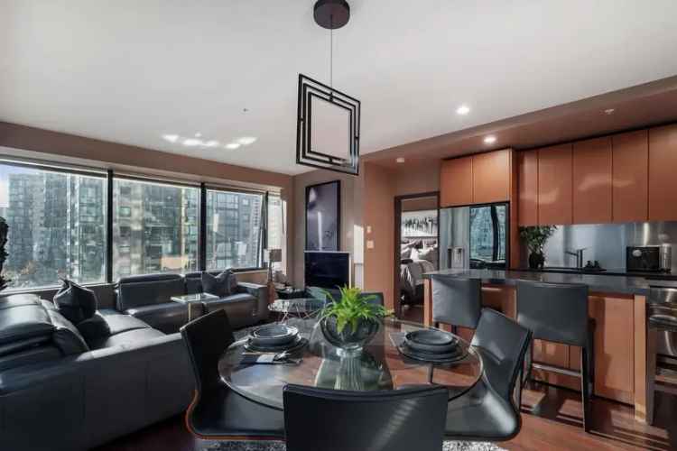 Coal Harbour Condo for Sale QUBE 2 Bed 2 Bath Corner Unit